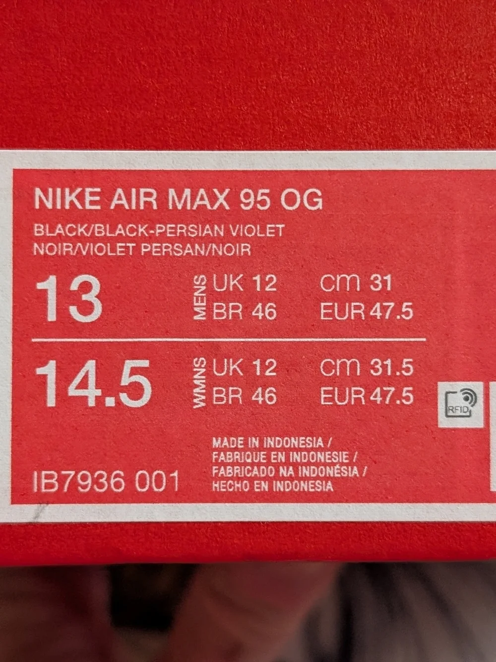 Nike men black
